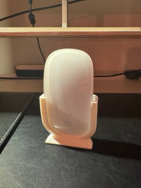 MagicMouse Holder - 1